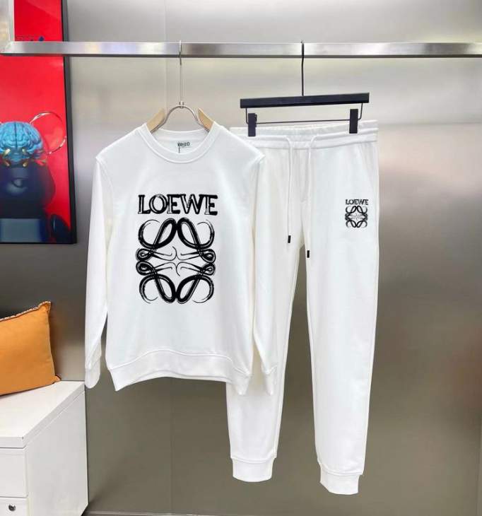 Picture of Loewe Sweater Suits _SKULoeweM-5XLkdtr8740763